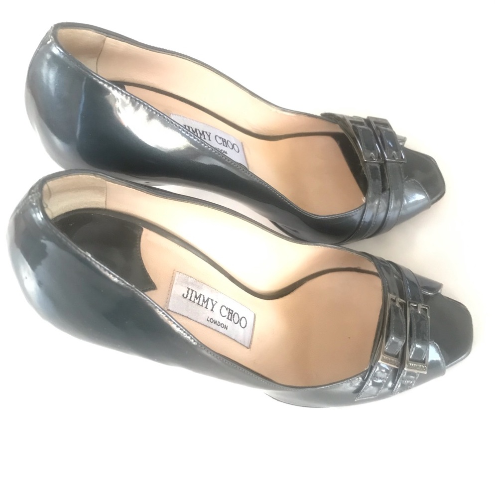 Shoes - Picture 3 of 8